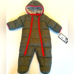 NWT DKNY Baby Zip Up Hooded Puffer Snowsuit